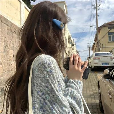 漂亮男孩直播中